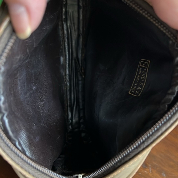 Fendi crossbody - Picture 9 of 12